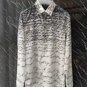 화이트 손글씨 프린트 셔츠