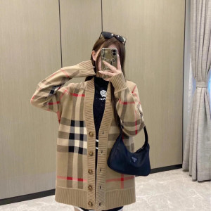 체크 패턴 니트 가디건