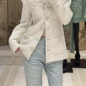 화이트 트위드 진주버튼 재킷