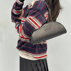 블랙 레더 숄더백