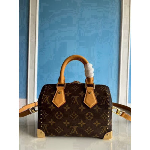 LV 모노그램 스터드 토트백