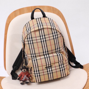 Burberry 격무늬 더블숄더백